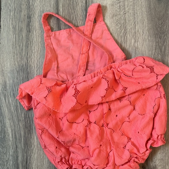 Janie and Jack coral pink lace bubble romper with ruffle waist - Picture 4 of 6